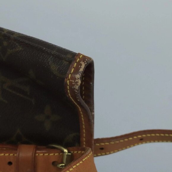 LOUIS VUITTON Monogram Bucket GM Shoulder Bag - Picture 7 of 16